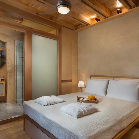 Neoria Houses